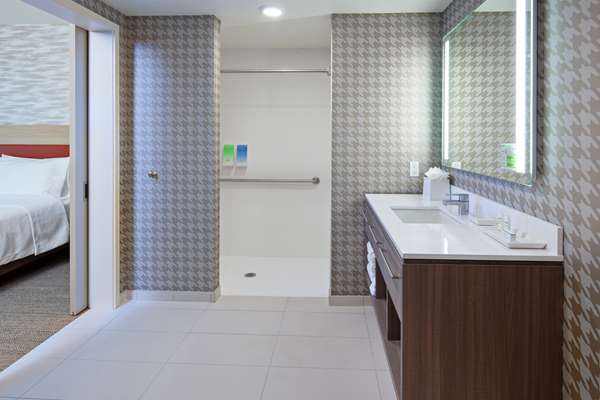  - Home2 Suites by Hilton Airport Alameda