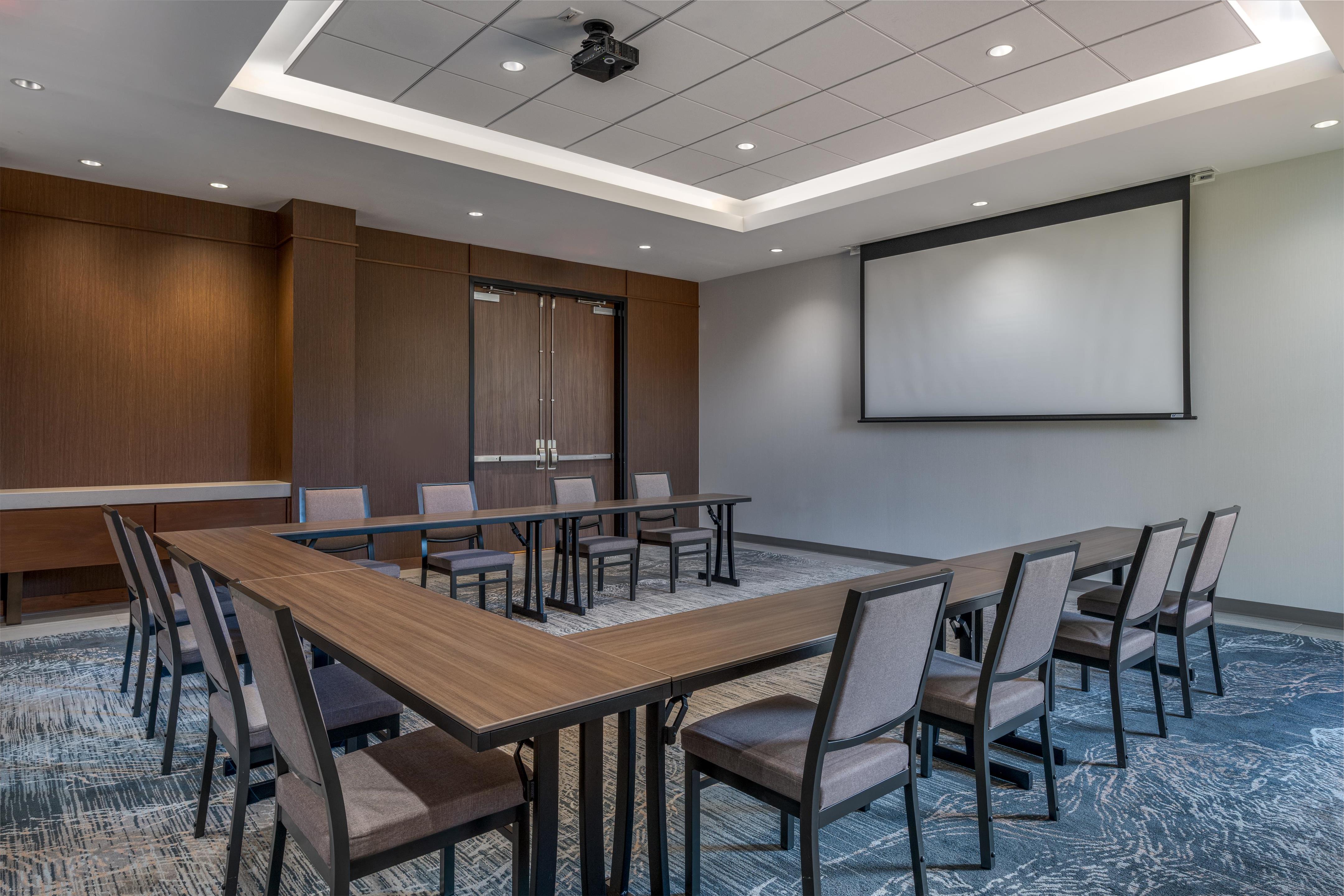 Meeting Room | Home2 Suites by Hilton Alameda Oakland Airport