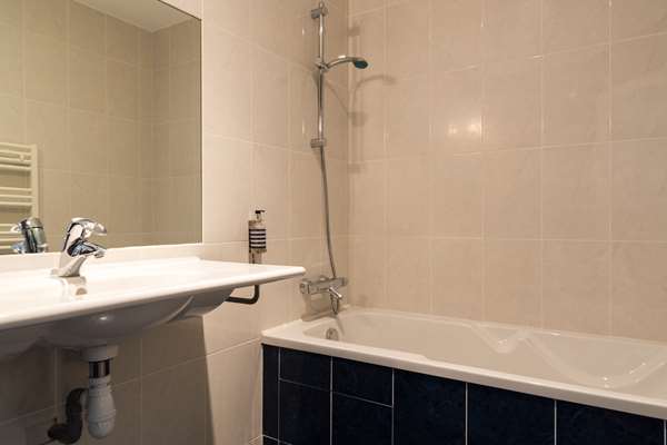 Guest Room,Bathroom,On-Site