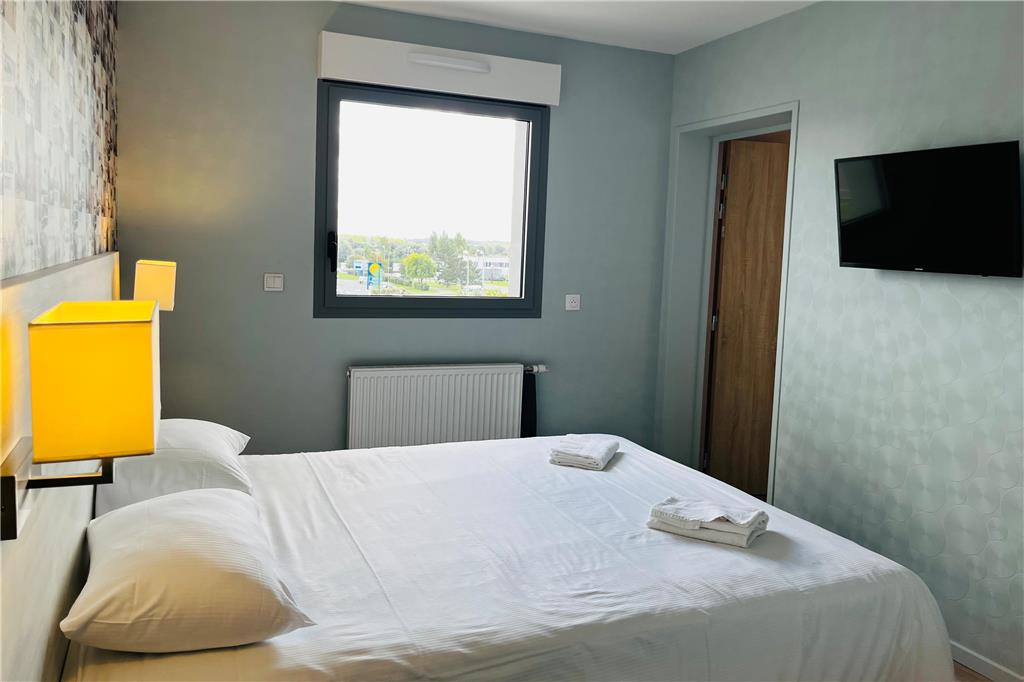 OG ACCESS HOTEL IRIS-guestroom-Guest Room,On-Site.jpg