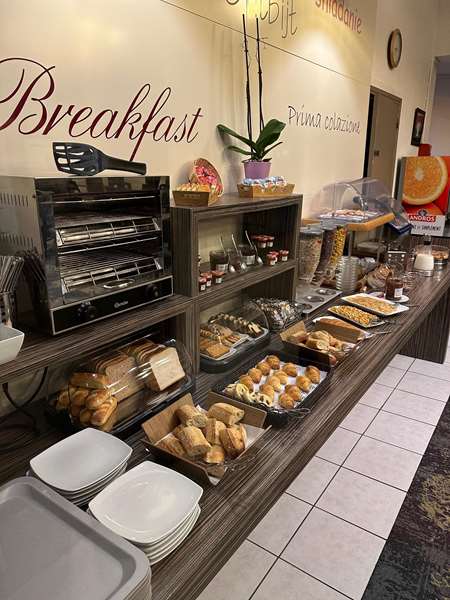 Dining,Dining Area,Breakfast,On-Site