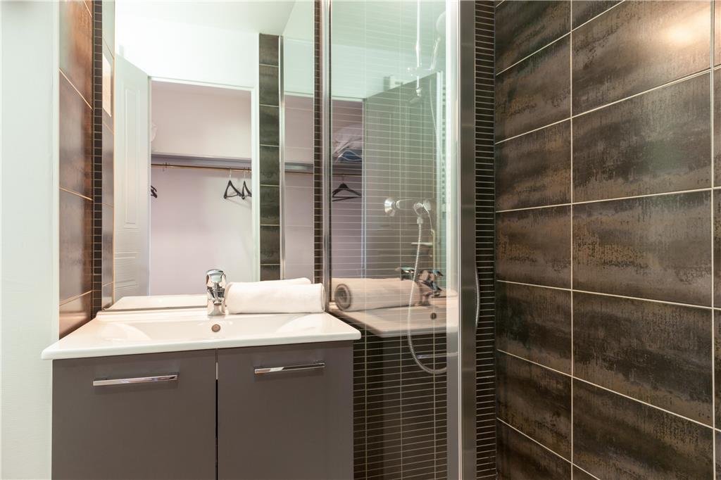 OGBELFORT SUD LE LOUISIANE-guestroom-Guest Room,Bathroom,On-Site.jpg