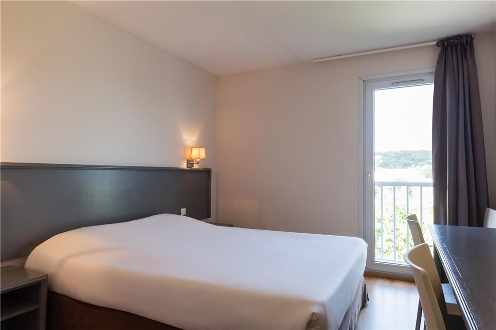 OGBELFORT SUD LE LOUISIANE-guestroom-Guest Room,On-Site.jpg