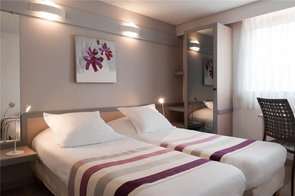 OG CITY HOTEL EDEN ROUEN NORD-guestroom-Guest Room,On-Site.jpg