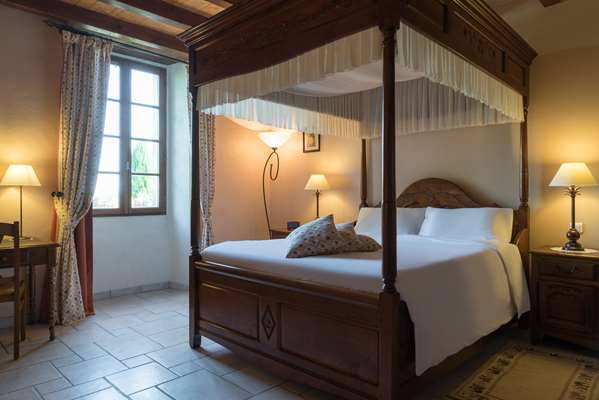 Guest Room,On-Site