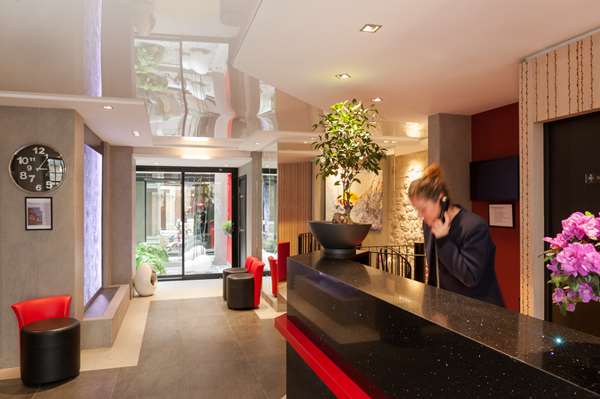 On-Site,Lobby,Reception