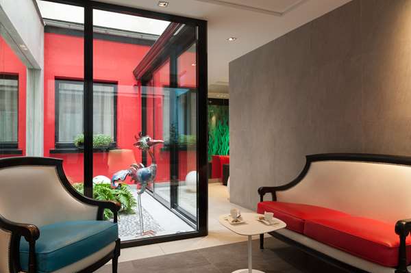 On-Site,Lobby