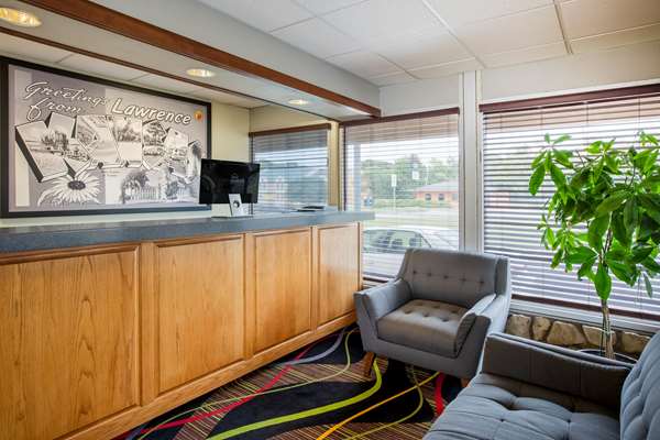  - Super 8 Hotel Lawrence