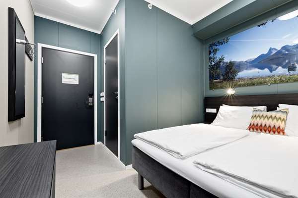 1 Double Bed, Non-Smoking, Economy Room, Wi-Fi, Full Breakfast