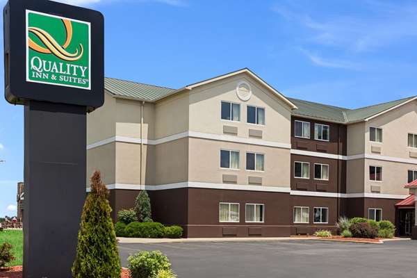 Exterior view - Quality Inn & Suites Ferdinand - I-64, Exit 63