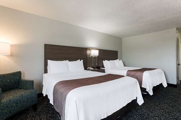  - Quality Inn & Suites Ferdinand - I-64, Exit 63