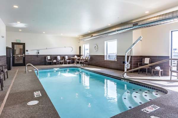 Pool - Sleep Inn & Suites Millersburg