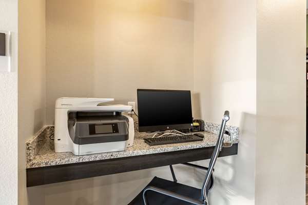 Conference Area - Sleep Inn & Suites Millersburg