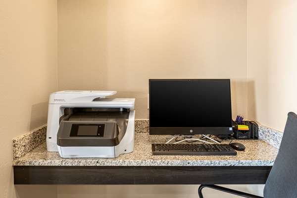 Conference Area - Sleep Inn & Suites Millersburg