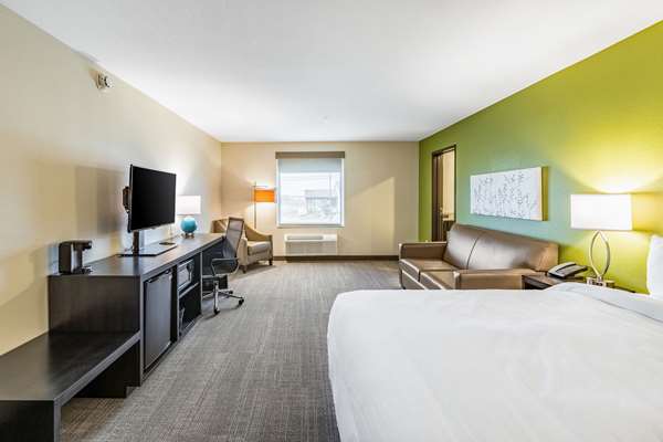 Suite - Sleep Inn & Suites Millersburg