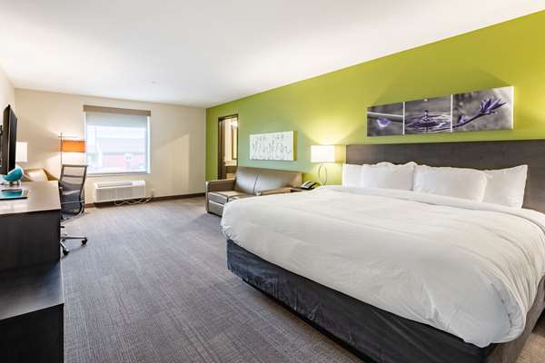 Suite - Sleep Inn & Suites Millersburg
