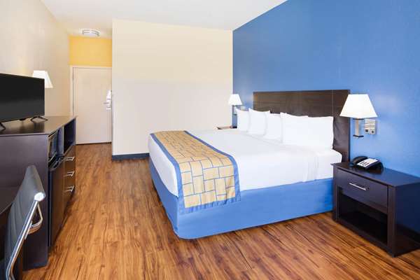 - Days Inn Macon - I-75, Exit 169