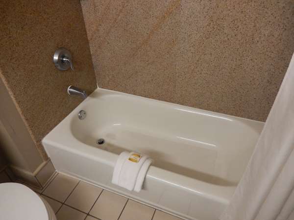  - Embassy Suites Lexington Green