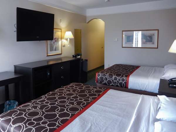  - Embassy Suites Lexington Green