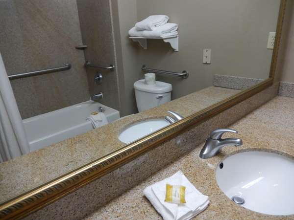  - Embassy Suites Lexington Green