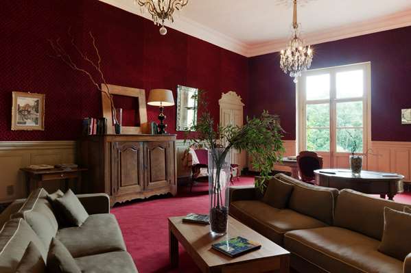On-Site,Bar/Lounge