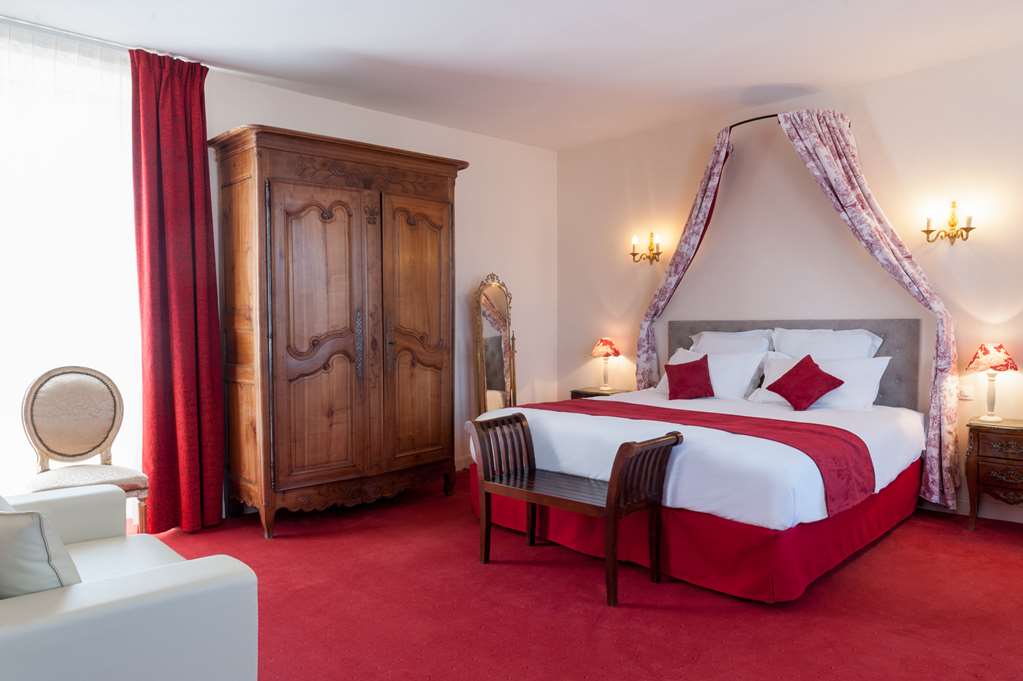 OG DOMAINE DE PRESLE SAUMUR-guestroom-Guest Room,Suite,On-Site.jpg
