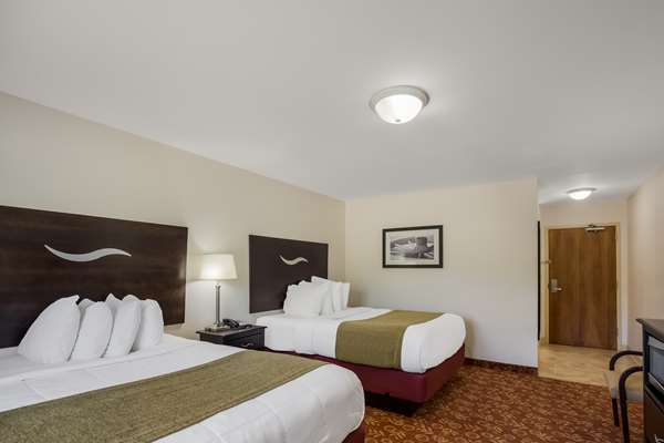  - SureStay Hotel by Best Western Whittington - I-57, Exit 77
