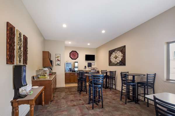 Amenities - SureStay Hotel by Best Western Whittington - I-57, Exit 77