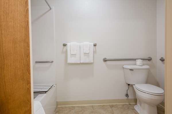  - SureStay Hotel by Best Western Whittington - I-57, Exit 77