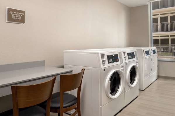  - Hilton Garden Inn South Loop Downtown Chicago