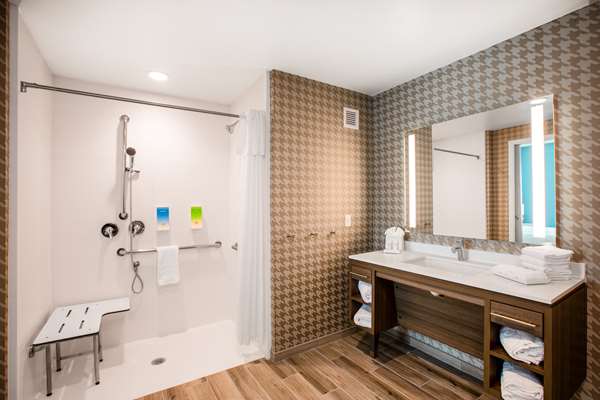  - Home2 Suites by Hilton Carlsbad