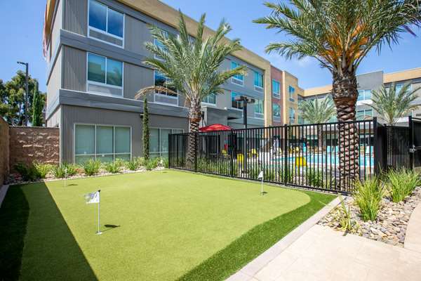 Recreation - Home2 Suites by Hilton Carlsbad