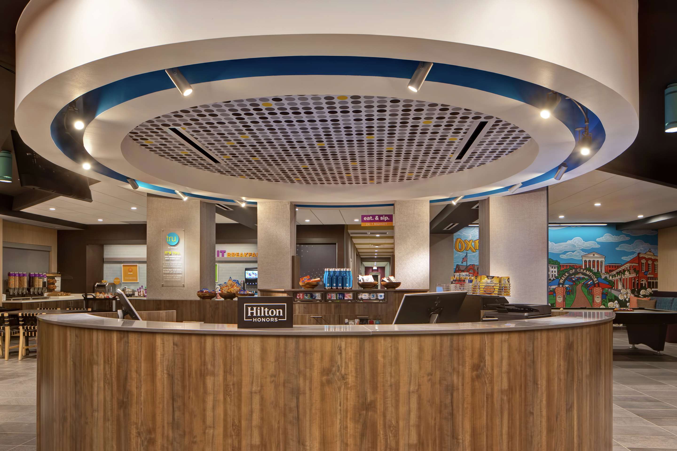 Reception | Tru by Hilton Oxford