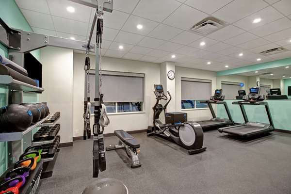 Fitness/ Exercise Room - Tru by Hilton Hotel Oxford