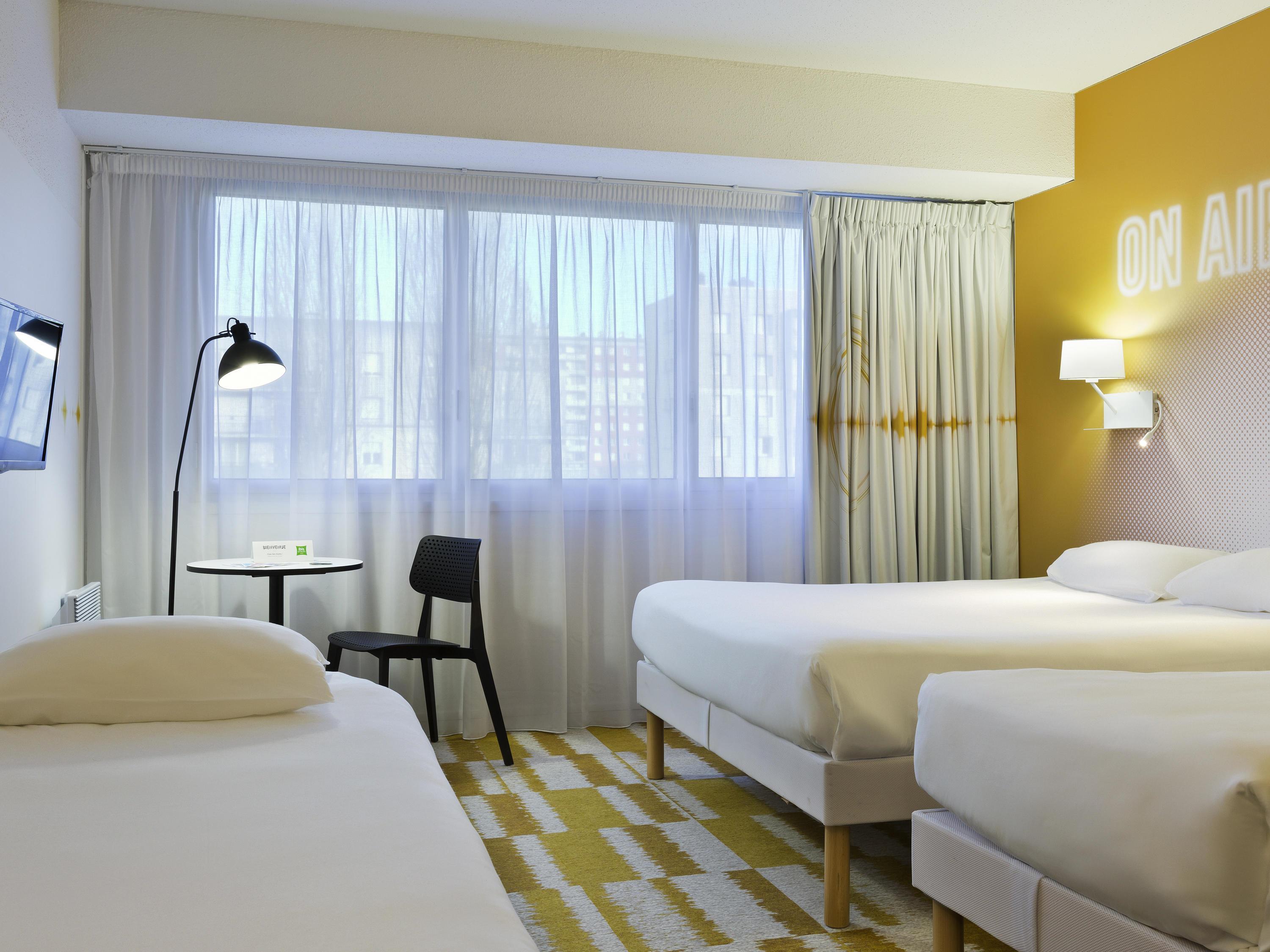 ibis Styles Massy Opera Hotel Room Type - Family Room one double bed and two single beds ibis Styles Massy Opera Hotel Room Type - Family Room one double bed and two single beds
