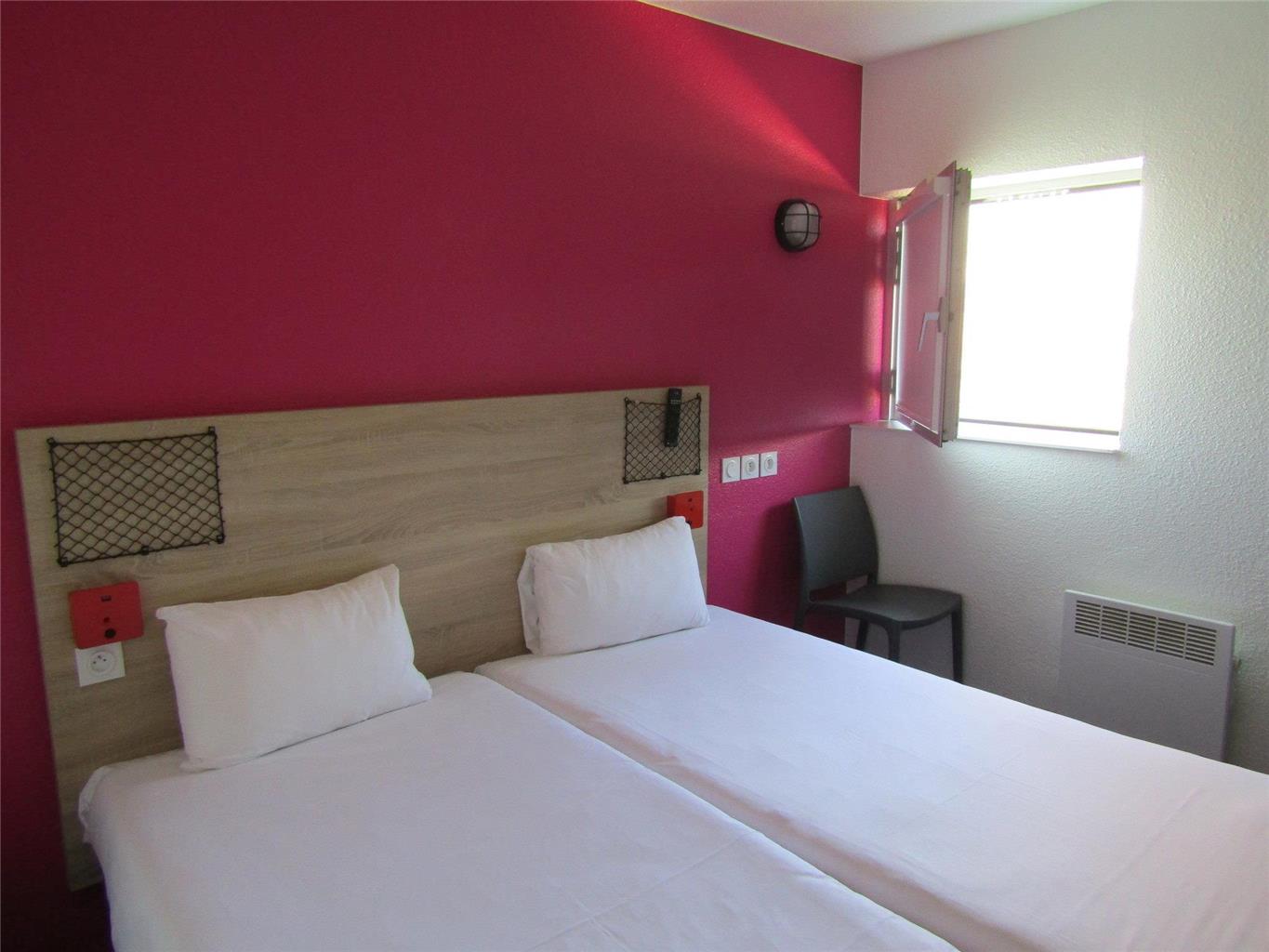 Hotel F1 Igny Massy Tgv