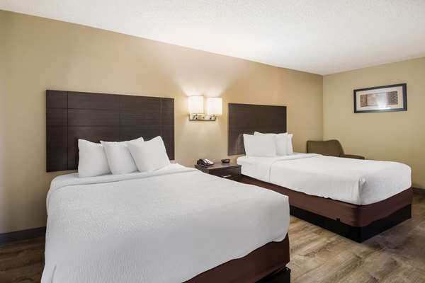  - SureStay Plus Hotel by Best Western Jackson - I-40, Exit 80