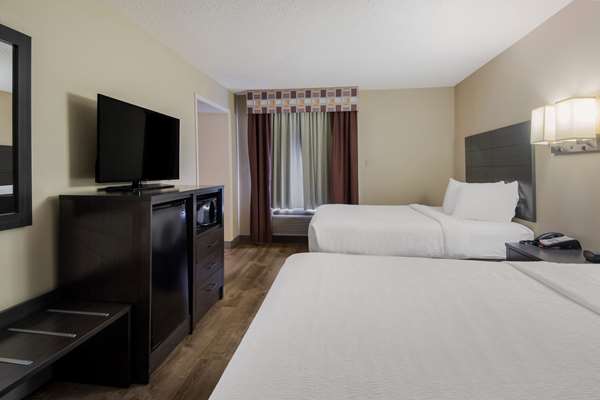  - SureStay Plus Hotel by Best Western Jackson - I-40, Exit 80