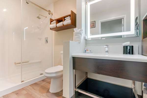  - Comfort Inn Antioch