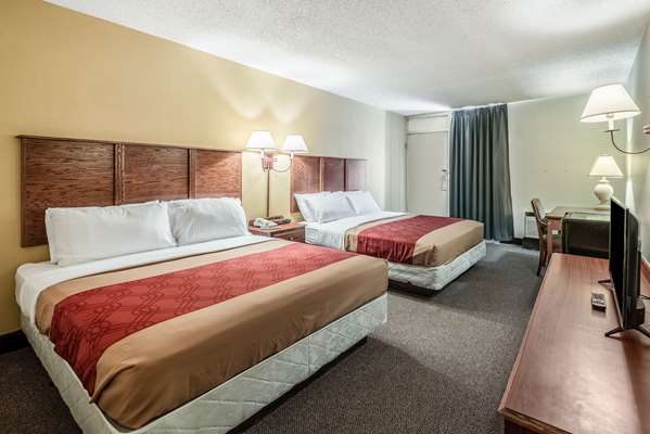  - Econo Lodge Brainerd
