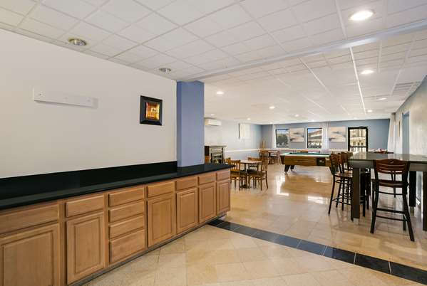 Amenities - Rodeway Inn Lancaster