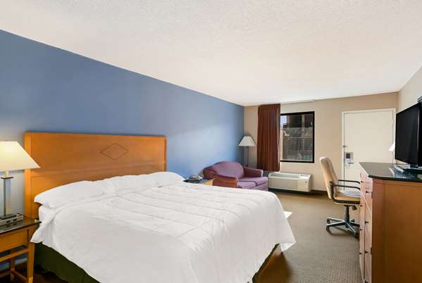  - Rodeway Inn Lancaster