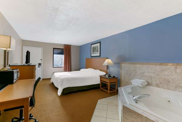  - Rodeway Inn Lancaster