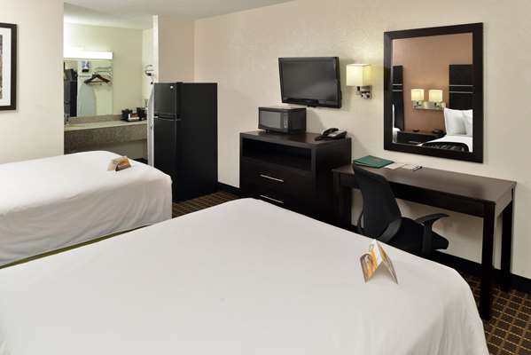  - Quality Inn Gonzales