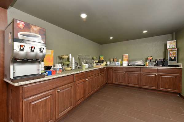 Amenities - Quality Inn Gonzales