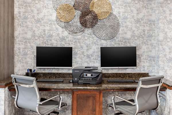 Conference Area - Clarion Pointe Hotel Sulphur Springs