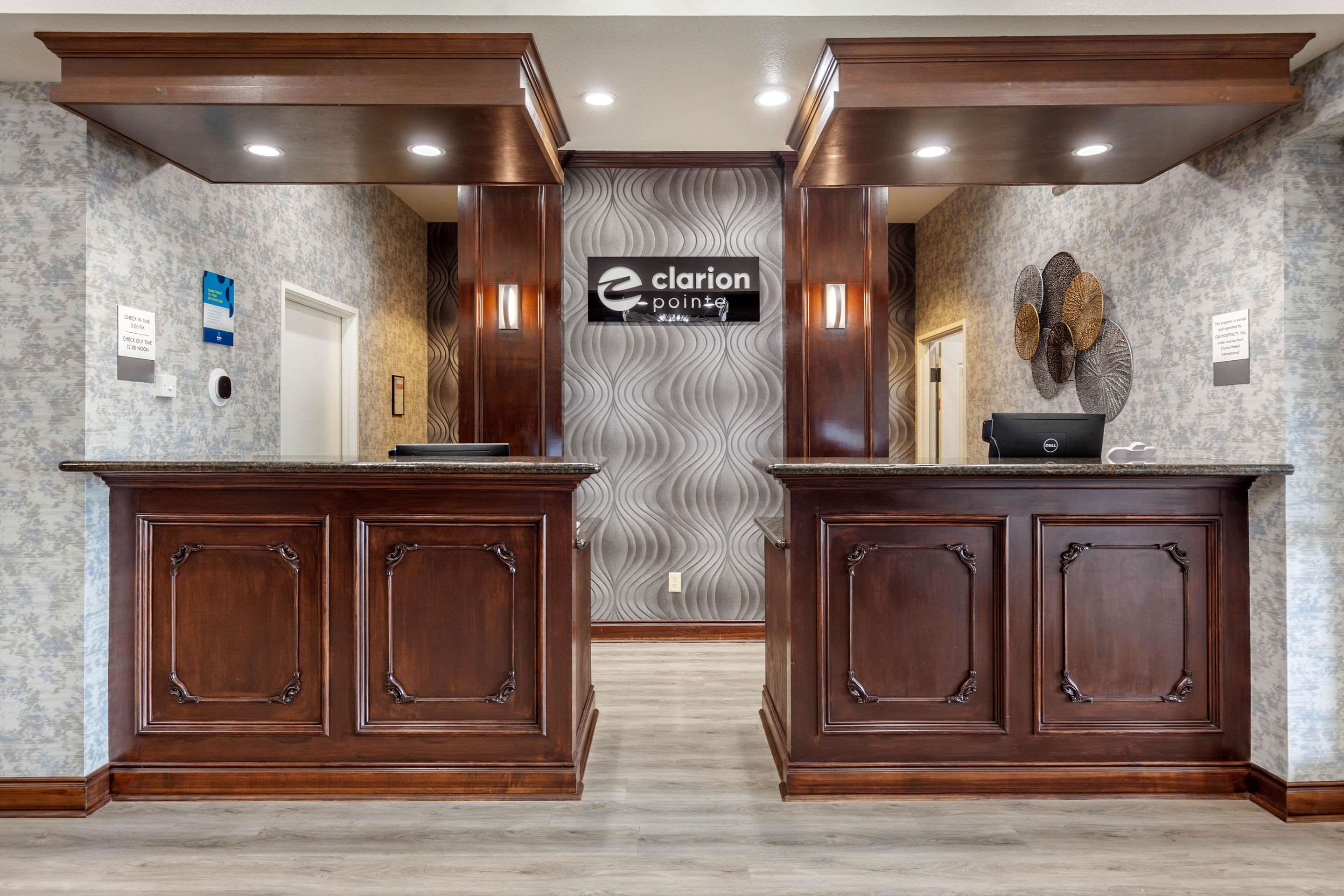 Front desk | Clarion Pointe Sulphur Springs