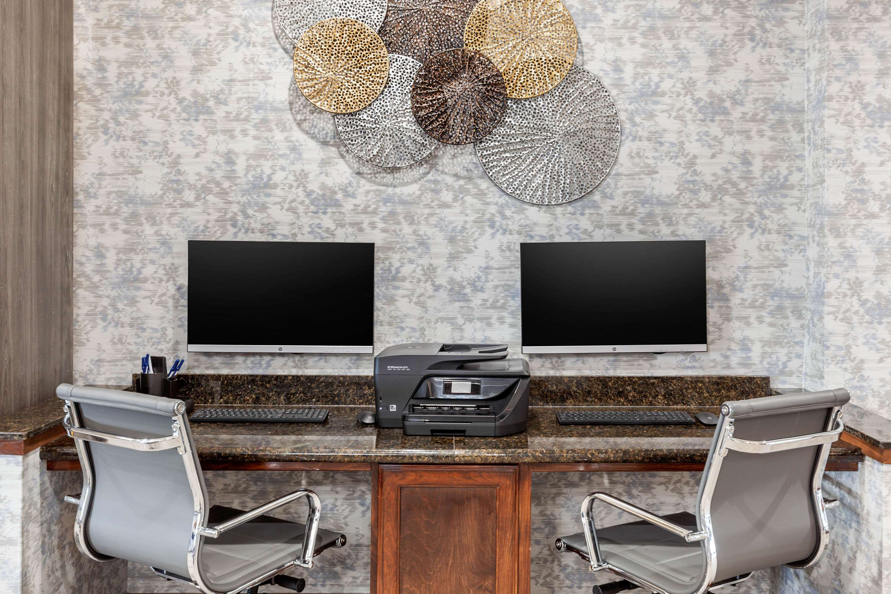 Business center | Clarion Pointe Sulphur Springs