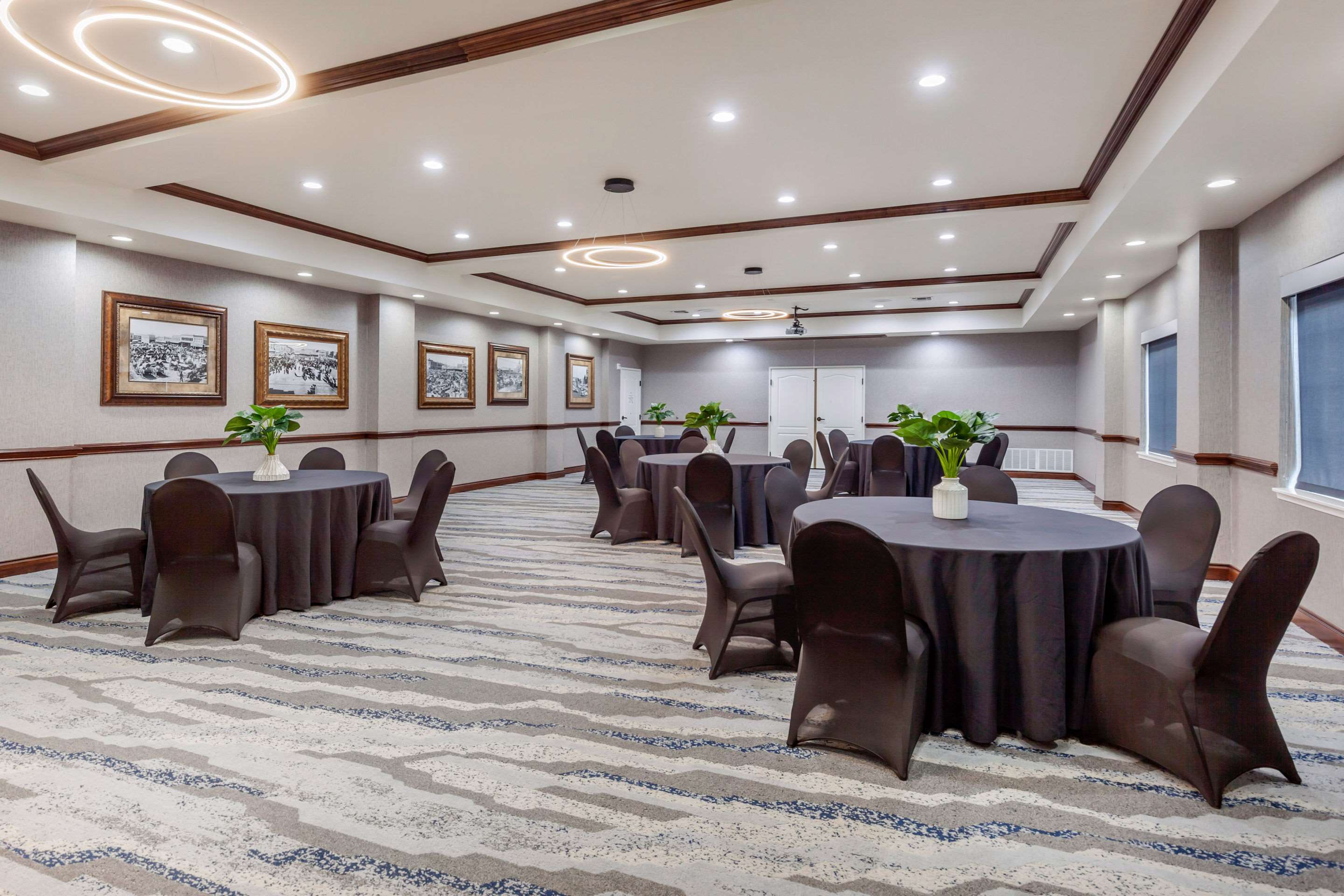 Banquet room | Clarion Pointe Sulphur Springs
