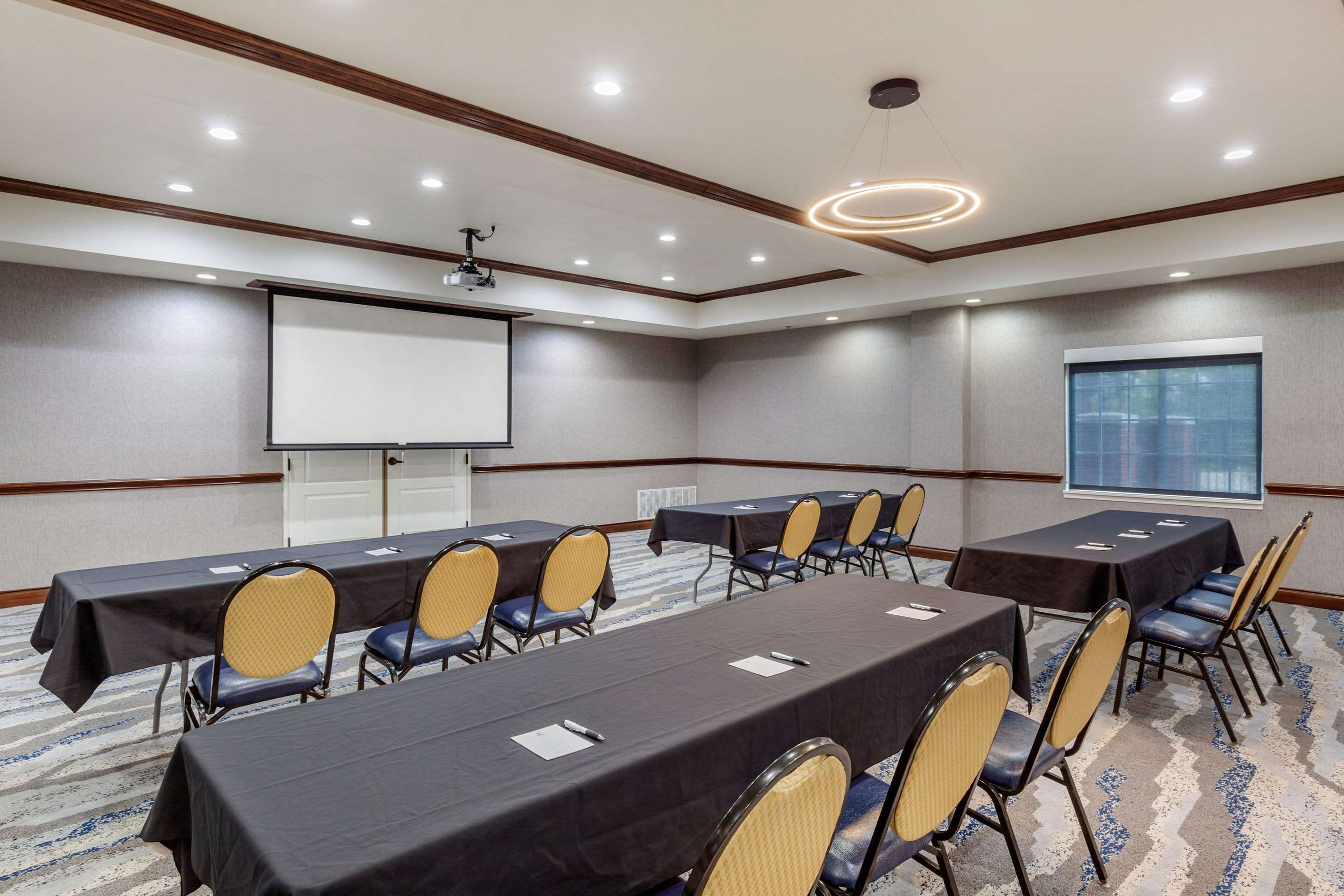 Meeting room | Clarion Pointe Sulphur Springs